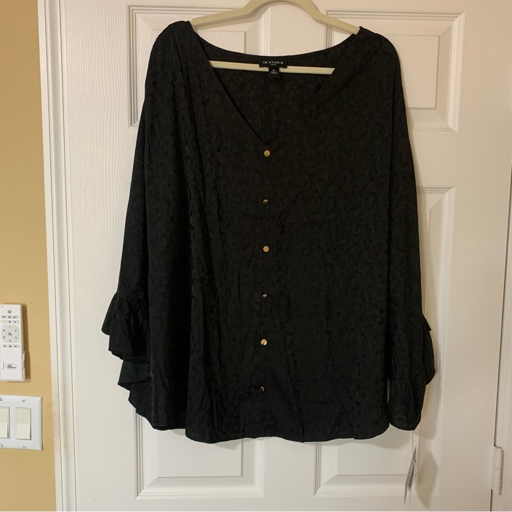 I.N. Studio Black Buttonโ Front Long Ruffle Sleeve Blouse